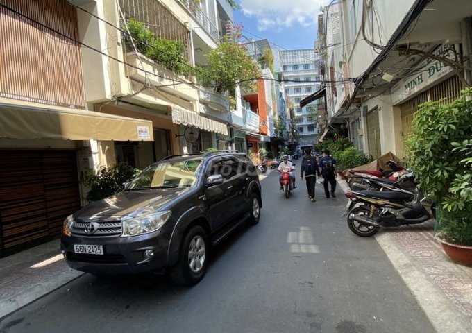 Cho thuê mặt bằng HXH số 135 - Trần Hưng Đạo - Quận 1