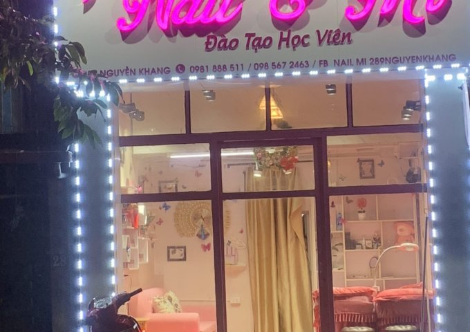 sang nhượng tiệm Nail_Mi_nhỏ xinh của mình cho bạn nào có nhu cầu làm tại Hà Nội