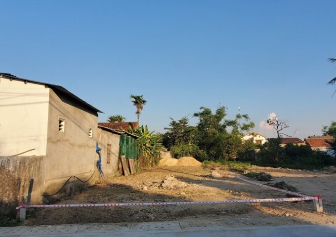 CẦN BÁN LÔ ĐẤT MẶT TIỀN ĐƯỜNG KIỆT 447 NGUYỄN TẤT THÀNH, PHƯỜNG THỦY PHƯƠNG, TX HƯƠNG THỦY, TTHUẾ (GẦN CHỢ DẠ LÊ)