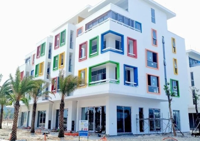 Còn duy nhất 01 căn shophouse Meyhomes Capital Phú Quốc – giá 7.9 tỷ – đã có sổ đỏ.