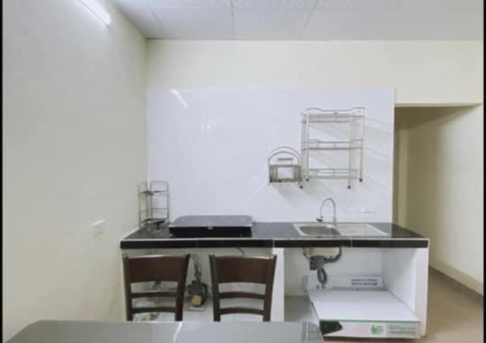 Chính chủ cho thuê nhà riêng 2 tầng , 2PN,1WC, Ngõ 317 Tây Sơn ,Đống Đa , Hà Nội , cạnh cầu vượt Ngã Tư Sở , NT 2 diều hoà , đệm, bình nóng lạnh, máy 