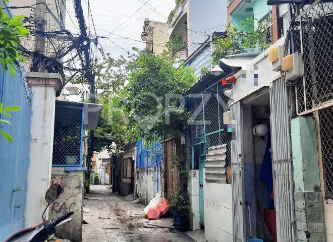 Nhà hẻm 246 Hòa Hưng P13 Q10. 45m2 gần BigC