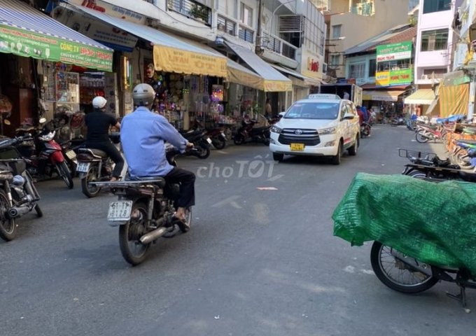 CHO THUÊ MẶT BẰNG NGAY TRUNG TÂM QUẬN 5