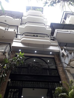 Cho thuê khách sạn cao cấp 7 tầng 55 Hàng Buồm và nhà 6 tầng ngõ Vạn Kiếp, Hoàn Kiếm, Hà Nội.