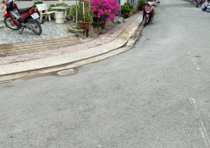 CẦN BÁN LÔ ĐẤT 100M2 ĐƯỜNG LÝ TẾ XUYÊN, PHƯỜNG LINH ĐÔNG, QUẬN THỦ ĐỨC, TP HỒ CHÍ MINH