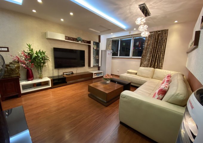 Bán căn góc số 05 toà FLC Landmark Tower đường Lê Đức Thọ, Mỹ Đình 2. Giá bán 2.9 tỷ