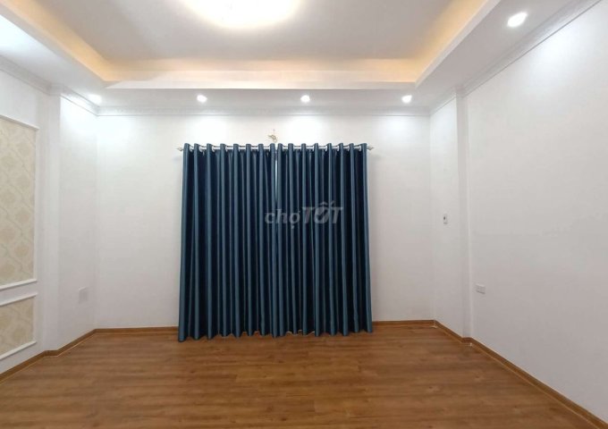 Cho thuê nhà 5 tầng ngõ 343 phố An Dương Vương, Tây Hồ