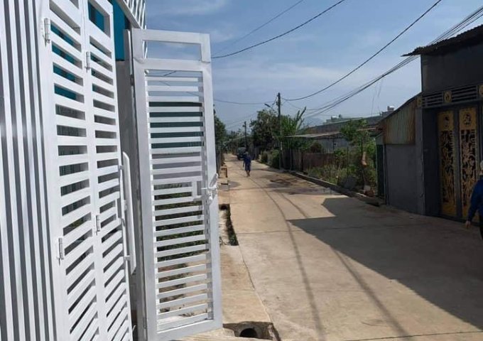 CẦN BÁN CĂN NHÀ ĐẸP NẰM NGAY HẺM LÝ THÁI TỔ - PHƯỜNG THỐNG NHẤT - THÀNH PHỐ PLEIKU - GIA LAI.