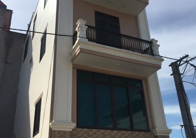 CẦN BÁN. DO NHU CẦU CÔNG VIỆC NÊN MÌNH MUỐN CHUYỂN ĐỊA ĐIỂM NƠI Ở. NHÀ MÌNH ĐANG Ở, 4 TẦNG MỖI SÀN 65M2. TẠI ĐÊ ĐỒNG- TIẾN THỊNH- MÊ LINH- HÀ NỘI. AI CÓ NHU CẦU LH 0369164888