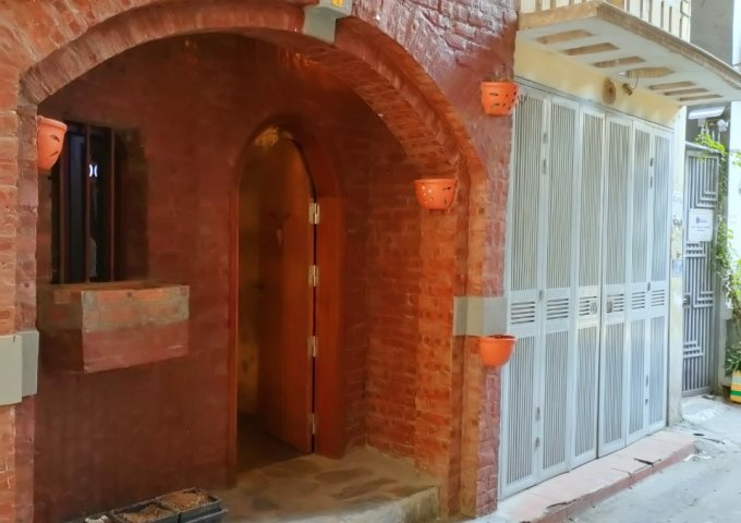 CHÍNH CHỦ CẦN BÁN NHÀ TRÊN PHỐ HÀO NAM, QUẬN ĐỐNG ĐA, HÀ NỘI