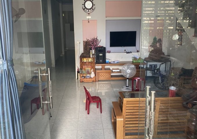 CHÍNH CHỦ CẦN BÁN NHÀ TẠI ĐƯỜNG GIẢI PHÓNG – P. TÂN LỢI – TP BUÔN MA THUỘT. LIÊN HỆ: 0948.826.779