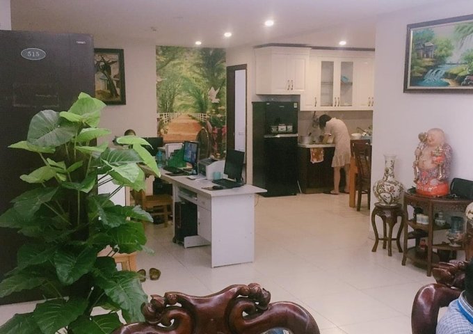 Bán căn hộ chung cư FLC Complex 36 Phạm Hùng, diện tích 131m2  giá 3.5 Tỷ