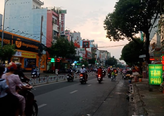 Chính Chủ cần  cho thuê nhà MT đường Nguyễn Sơn, Quận Tân Phú