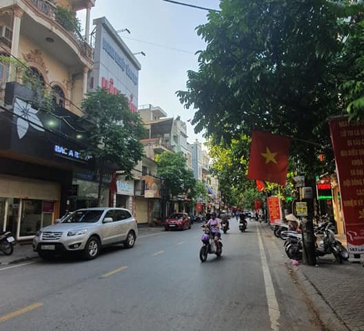 Nhà Mặt Phố Hàng Kênh, Lê Chân, Hải Phòng 62m2 giá 9.x Tỷ.