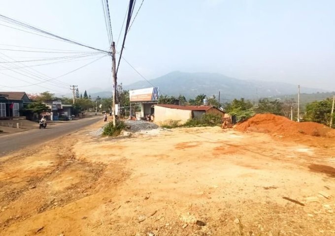 CHÍNH CHỦ GỬI BÁN GẤP MIẾNG ĐẤT MẶT TIỀN TẠI TRẦN HƯNG ĐẠO, LỘC SƠN, TP BẢO LỘC. LIÊN HỆ: 0903012523