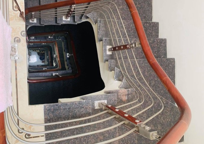 Hiếm Lắm! Chủ cần bán nhà ngõ 37 Dốc Thọ Lão.Lò Đúc.P Đồng Nhân.DT34m*5T.Quá Rẻ 4Tỷ6.