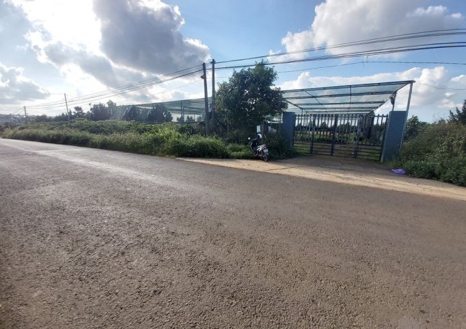 CHÍNH CHỦ CẦN BÁN LÔ ĐẤT MẶT TIỀN ĐƯỜNG LẠC LONG QUÂN - TT LỘC THẮNG - BẢO LÂM. LIÊN HỆ: 08.77.88.62.68