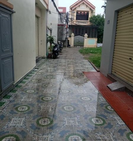 BÁN ĐẤT ngõ 99 Tiền Phong - Đằng Hải - Hải An - Dt: 62m2. Ngang 4.8m. Ngõ rộng 2m - Hướng: Tây ghé Nam - Giá: 19 triệu/ 1m. Thoả thuận  