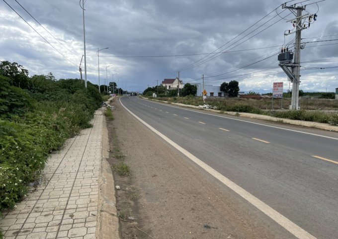 B21. CẦN BÁN LÔ ĐẤT MẶT TIỀN ĐT 724. 16M X 34M =544M2, CÓ 100M2 ĐẤT Ở. Đ/C: XÃ PHÚ HỘI, HUYỆN ĐỨC TRỌNG, TỈNH LÂM ĐỒNG. ( QUỐC LỘ 20 VÀO XÃ TÂN HỘI )