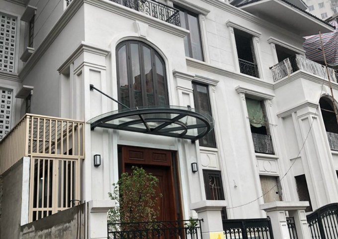 Bán 3 lô Biệt thự Tây Hồ Residence 135 m hướng Bắc, căn góc đông nam , Tây Bắc cách hồ Tây 300 m chỉ từ 27,5 tỷ 0983 918 483