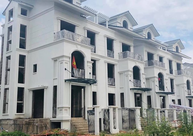 Bán 3 lô Biệt thự Tây Hồ Residence 135 m hướng Bắc, căn góc đông nam , Tây Bắc cách hồ Tây 300 m chỉ từ 27,5 tỷ 0983 918 483