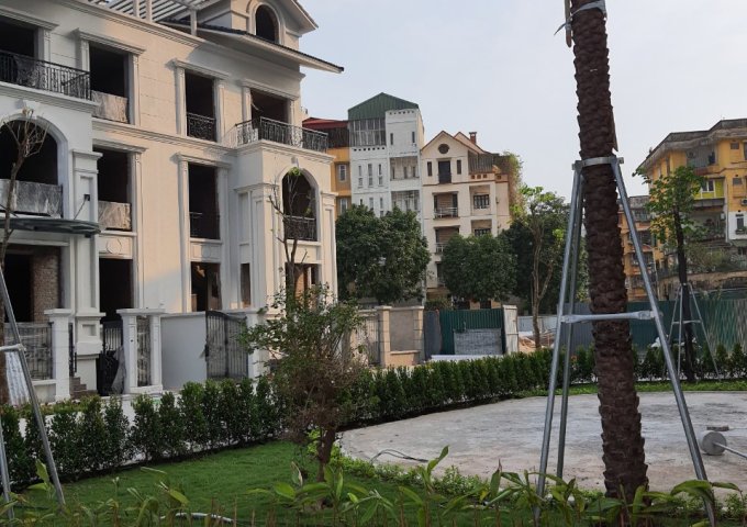 Bán 3 lô Biệt thự Tây Hồ Residence 135 m hướng Bắc, căn góc đông nam , Tây Bắc cách hồ Tây 300 m chỉ từ 27,5 tỷ 0983 918 483