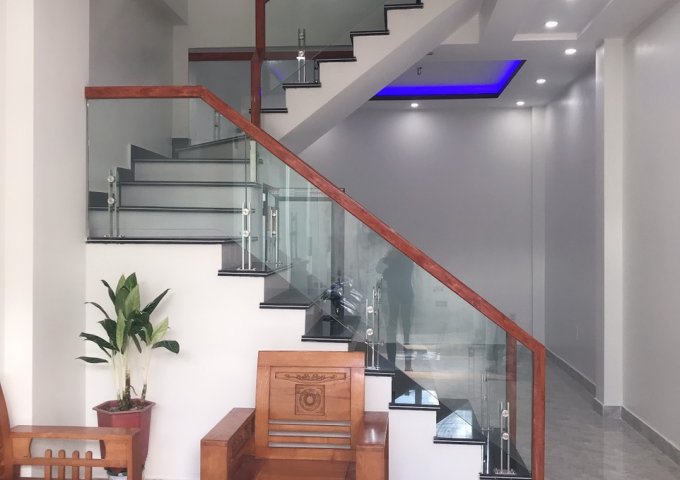 CHÍNH CHỦ BÁN NHÀ 3 TẦNG XÂY ĐỘC LẬP TRUNG TÂM QUẬN KIẾN AN - HẢI PHÒNG