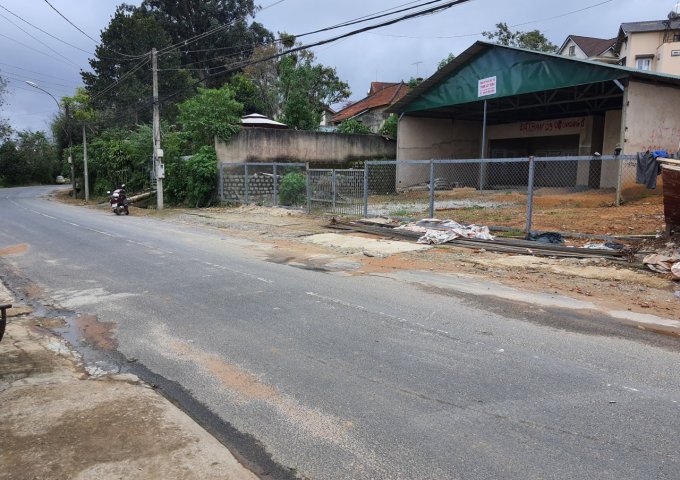 CHÍNH CHỦ CẦN BÁN 2 LÔ ĐẤT ĐẸP, TIỀM NĂNG NẰM Ở TRUNG TÂM THÀNH PHỐ ĐÀ LẠT.