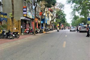 Bán nhà mặt phố Ngô Gia Khảm-Long Biên-kinh doanh-vỉa hè-3 bước ra bx gia lâm-4.5 tỷ.