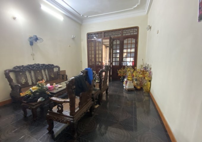Chính chủ cần bán nhà số 125 Nguyễn Chí Thanh, thành phố Thanh Hoá