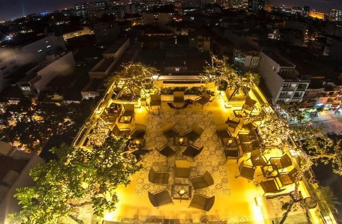 Bàn nhà mp Lương Ngọc Quyến 300 m 12 tầng 145  tỷ. Kd 2 tỷ/1 th.