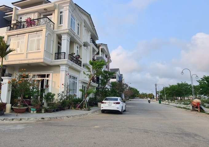 BÁN NHANH NHÀ MẶT TIỀN ĐƯỜNG SỐ 8 KHU AN CỰU CITY TP HUẾ 