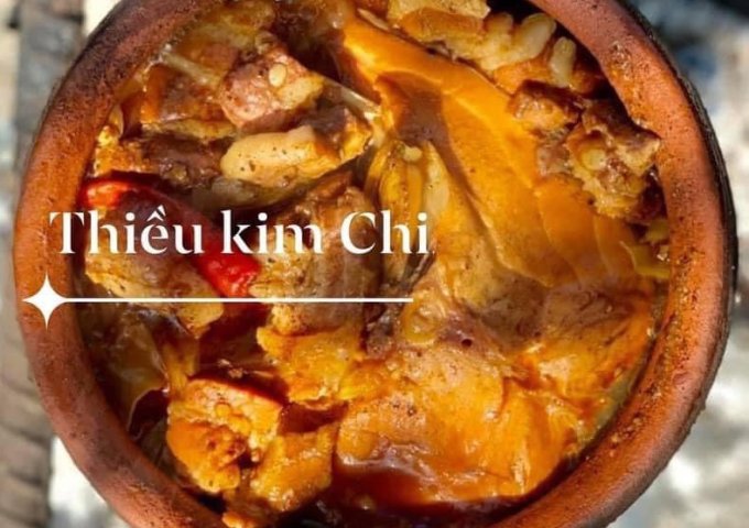 Cá kho là món ăn dân dã quen thuộc trong những bữa cơm gia đình, nhất là vào mùa đông.