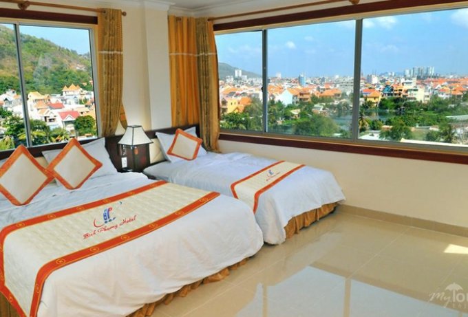 Bán gấp khách sạn đẹp mới 100% mặt tiền Phan Huy Ích.P.2