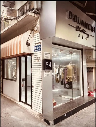 Cho thuê cửa hàng tại Hà Nội. Trước đây đã từng cho thuê mặt bằng tầng 1 cho các cửa hàng quần áo khác nhau từ năm 2010 - nay