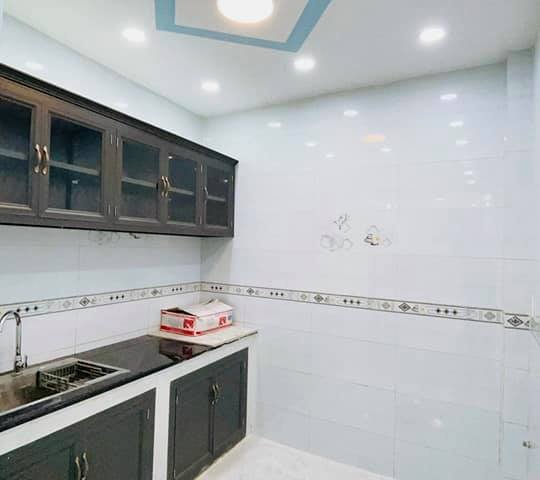 -Bán nhà mới 100% hẻm 3m, đường Trần Phú,  quận 5, 3 tầng, giá chỉ 5,4 tỷ.