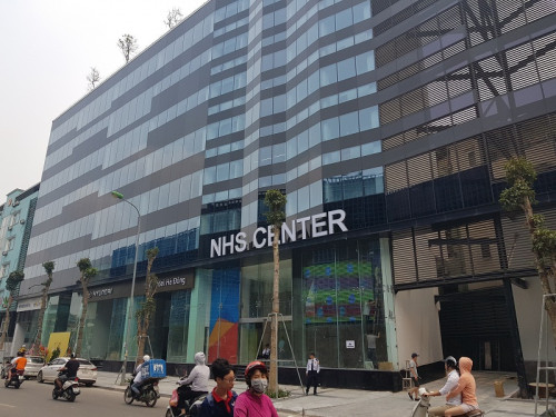 Cho thuê  vp 200-600m tòa NHS Center 214 Hào Nam Đống Đa. Lh 0989790498.