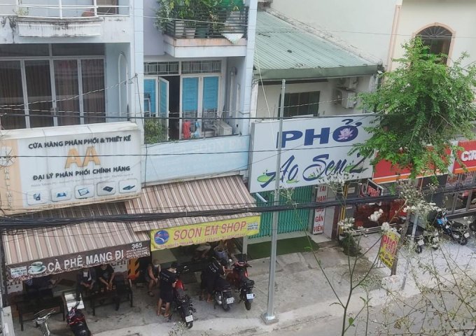 Cho thuê phòng trọ 30m2 tại Nguyễn Thái Bình P12 Q Tân Bình giá 4tr/th