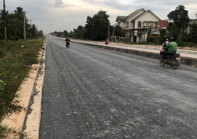 Bán đất tại Đường Trần Phú, Hòa Thành,  Tây Ninh diện tích 288m2  giá 6 Tỷ