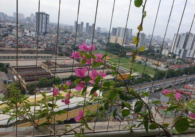 Bán chung cư số 4 Chính Kinh ( Sapphire Place ) :190m2 ,3PN , 3VS , full đồ giá 4.3 tỷ