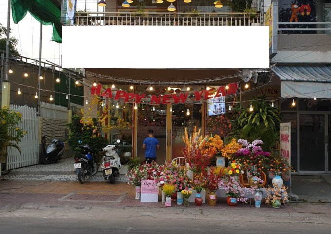 Nhà bán hoặc cho thuê tại 112 Nguyễn Văn Phát, Phường An Hòa, TP Sa đéc, Đồng Tháp.