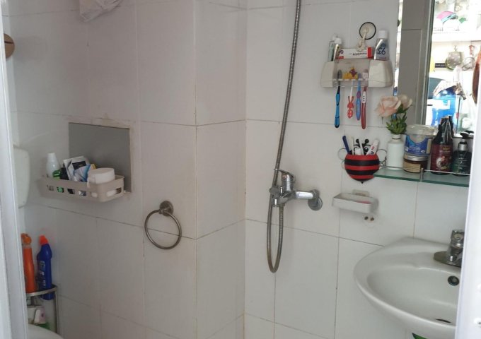 Cần bán gấp căn hộ tại OCT1 X1 DN1 Bắc Linh đàm 50m2 thiết kế 2 ngủ