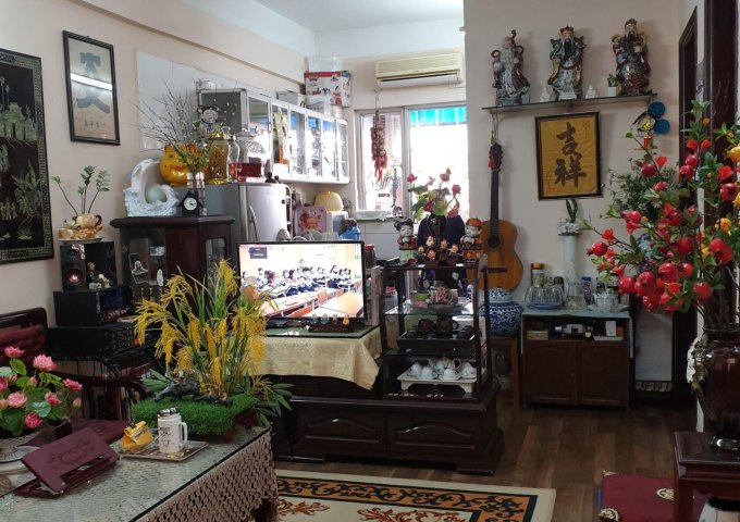 Cần bán gấp căn hộ tại OCT1 X1 DN1 Bắc Linh đàm 50m2 thiết kế 2 ngủ