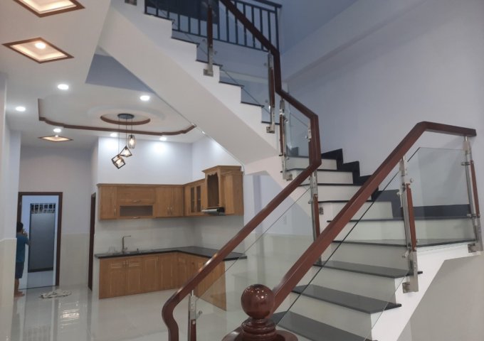 Bán nhà mặt tiền mặt tiền đường số 37 gần góc ngã tư Mai Văn Vĩnh Quận 7