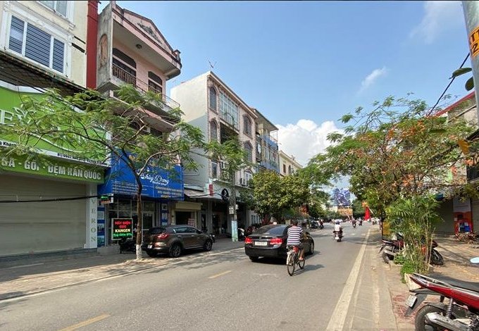 Cần bán nhà mặt đường Lương Khánh Thiện, 70 m2, giá 14tỷ7