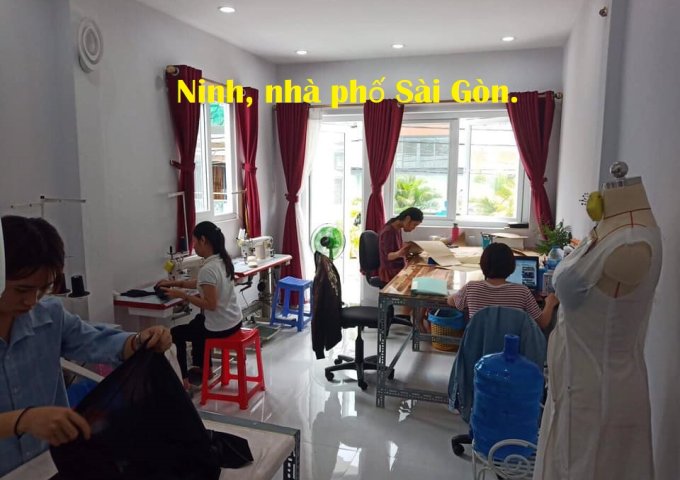 Bán nhà MT KD Nguyễn Trọng Tuyển, P8, Phú Nhuận, 40m2, 3 tầng. Ninh mặt tiền.