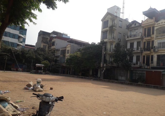 Chính chủ cần bán nhà 5 tầng tại số 157 Ngõ Trại Cá, Trương Định, Hai Bà Trương, Hà Nội.