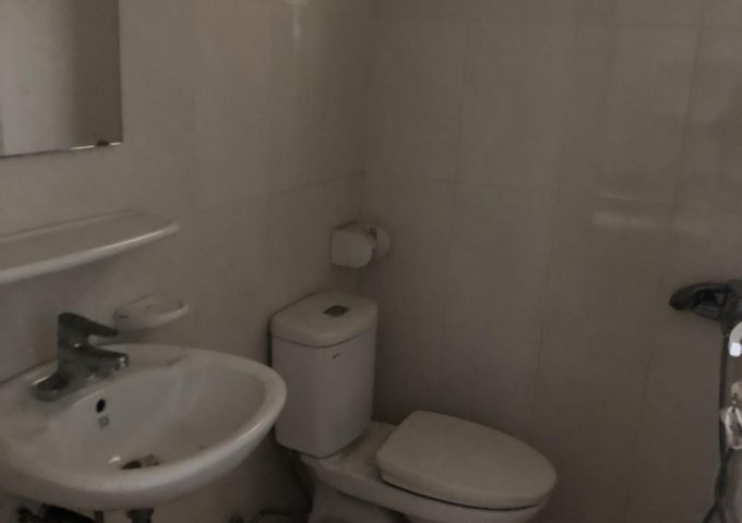 Chính chủ bán chung cư K33 Quân Đội, ngõ 103 Lý Sơn, Ngọc Thuỵ dt86m 2PN giá 1 tỷ 970tr 0988296228