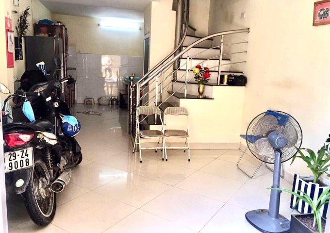 Duy Nhất Một Căn Ngõ 81 Phố Đông Thiên, Hoàng Mai,  Hà Nội diện tích 31m2  giá 1.3 Tỷ