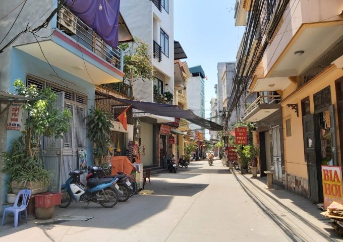 Bán Đất Ngõ 63 Ngọc Đại, Đại Mỗ, 63m, MT3.6m Phân lô Ô Tô đỗ cửa giá 4 tỷ 2